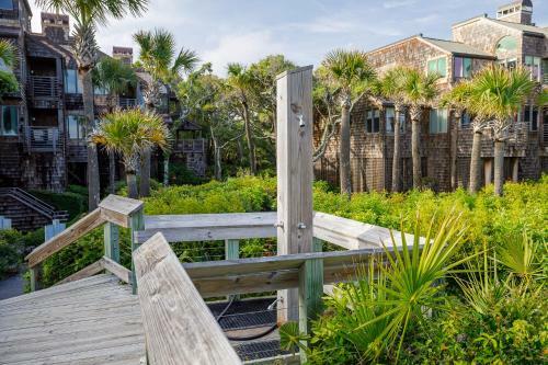 4304 Windswept Villa