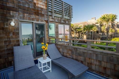 4304 Windswept Villa