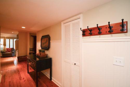 4320 Windswept Villa