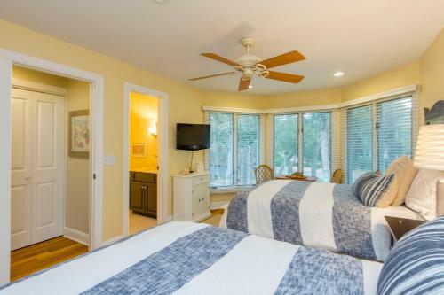 4832 Turtle Cove Villa