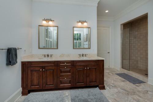 161 Flyway Drive