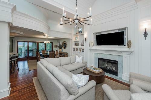 24 Surfsong Road