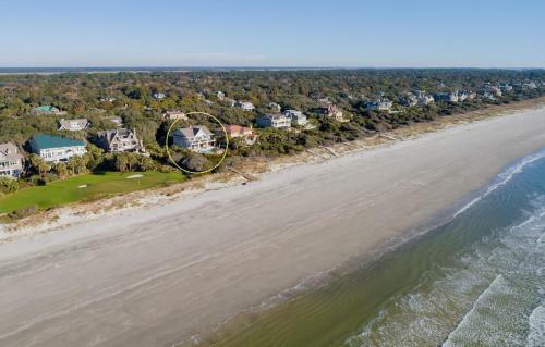 100 Surfsong Road