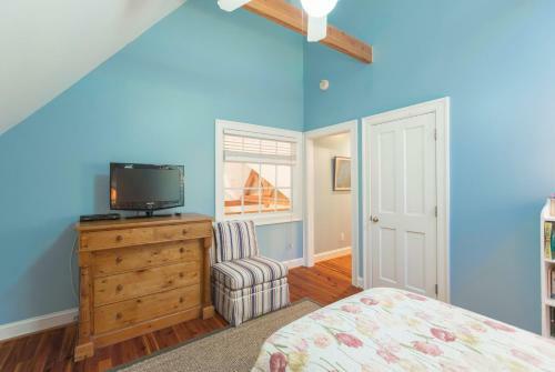 307 Palm Warbler Road