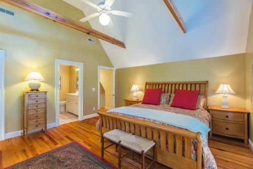 307 Palm Warbler Road