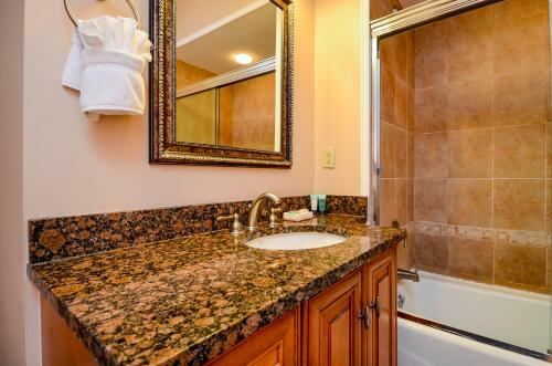 4983 Turtle Point Villa