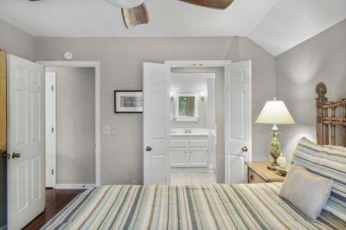 4828 Turtle Cove Villa