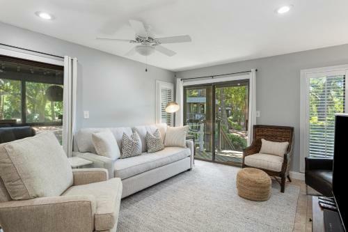 4523 Parkside Villa