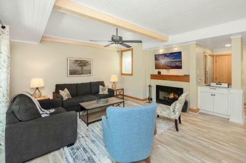 4906 Turtle Point Villa