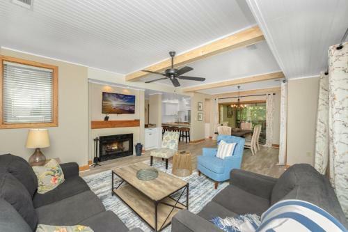 4906 Turtle Point Villa