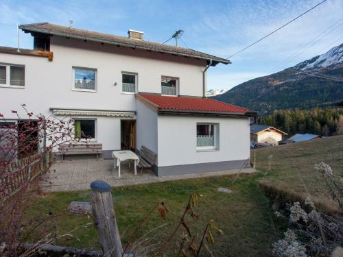 Villa Holiday Home Hairer Wennspiller
