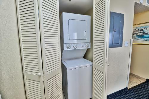 Aparthotel Suites At The Beach