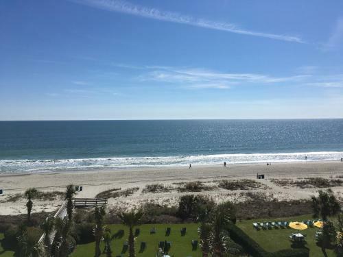 Aparthotel Suites At The Beach