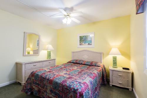 Hotel A Place At The Beach By Capital Vacations