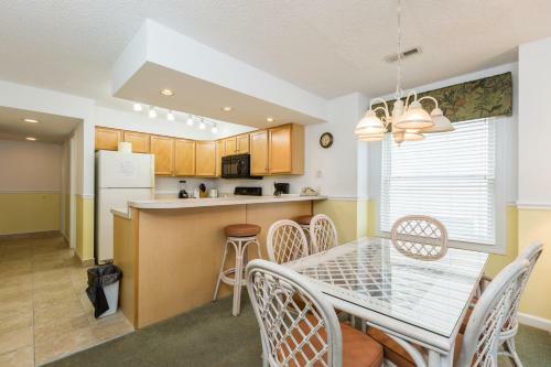 Hotel A Place At The Beach By Capital Vacations