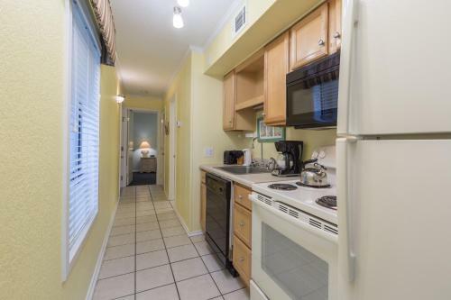 Hotel A Place At The Beach By Capital Vacations