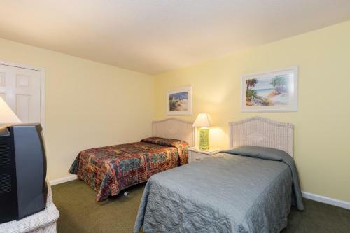 Hotel A Place At The Beach By Capital Vacations