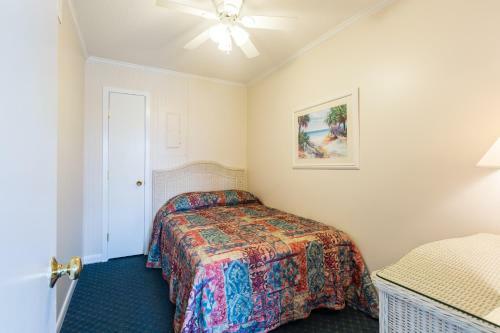 Hotel A Place At The Beach By Capital Vacations