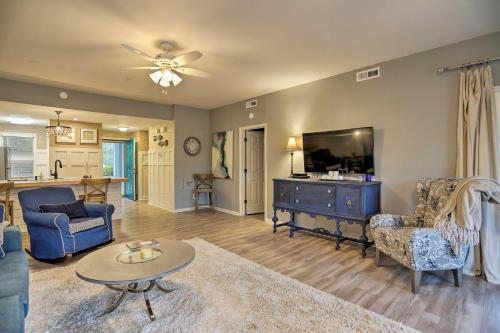 Apartamento Charming Condo - 3 Miles To Cherry Grove Beach!