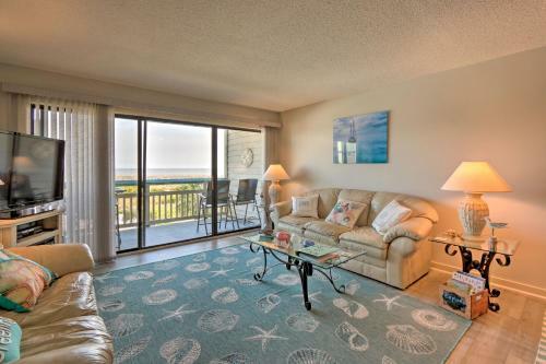 Condo Pool Access - 0 4 Mi To Harbor Island Beach