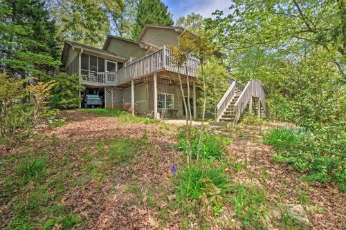 Idyllic Lakefront Westminster Home With Private Dock