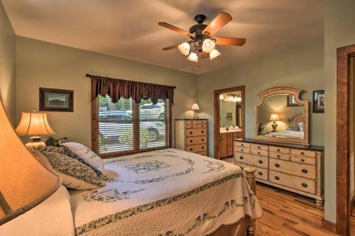 Spacious Family Retreat Steps To Lake Keowee