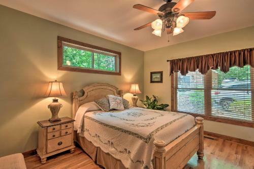 Spacious Family Retreat Steps To Lake Keowee