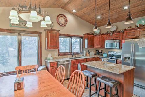 Home With Backyard In Black Hills, 4 Mi To Deer Mtn!