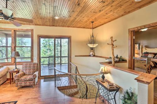 Cabin With Deck And Hot Tub, Half Mile To Terry Peak!