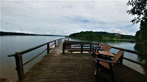 Free Xplorie Attractions Every Day! - Water's Edge
