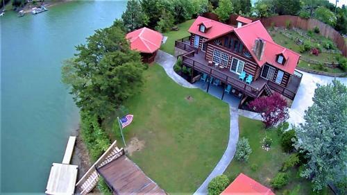 Free Attractions Every Day! - Paradise Point