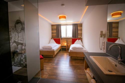 Hostal Gasthof Post