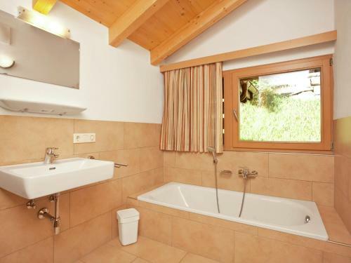 Holiday Home Drive In Chalet 2