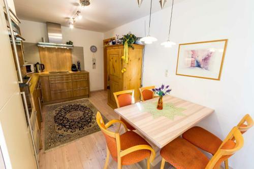 Apartamento Ferienwohnung Reitgest�t Waldeck