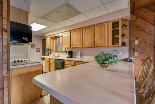 Above The Clouds Ii, 4 Bedrooms, Sleeps 11, View, Pet Friendly, Pool, Golf