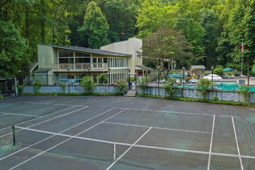 Apartamento Yeti's Hideaway With 3 Pools Near Skiing, Dining Condo