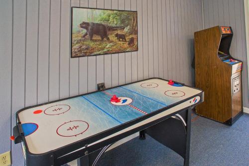 Apartamento Yeti's Hideaway With 3 Pools Near Skiing, Dining Condo