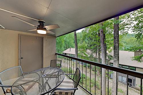 Apartamento Yeti's Hideaway With 3 Pools Near Skiing, Dining Condo