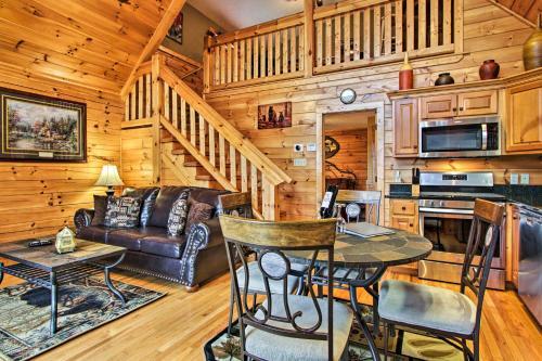Breathtaking View Cabin With Covered Deck And Hot Tub