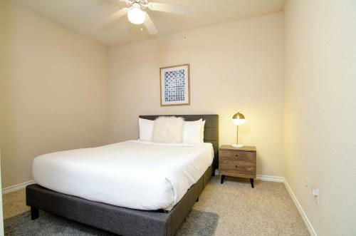 Apartamento Loft Style 1.5 Bedroom Walk 2 Downtown! Sleeps 6!