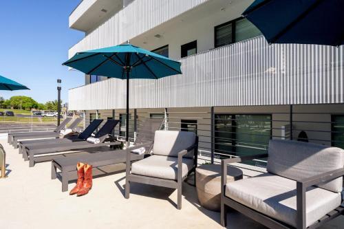Apartamento Illume - Posh Resort Community - Courtyard Pool Condo