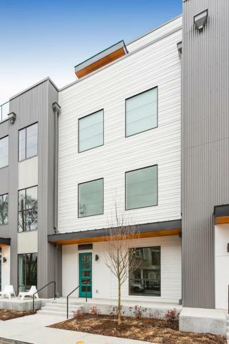 Modern Loft In Wedgewood Houston 90 Day Min