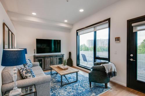 Apartamento Illume - Chic Resort Community - Skyline Balcony Condo