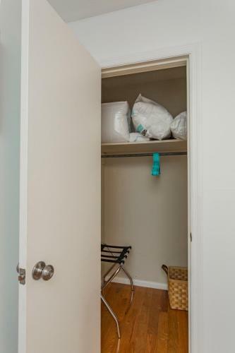 Cozy 2bd Nashville Home Close To Restaurants
