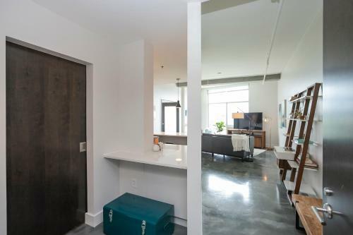 Sleek Furnished Modern Downtown Condo
