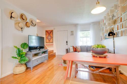 Boho Chic 2bd Walk To Shelby Park And Restaurants!