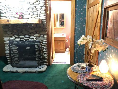 Apartamento Smokies Bed And Breakfast - Evergreen Cottage Inn