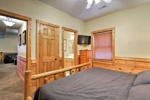 Mountaintop Manor With Hot Tub, Resort Pool Access
