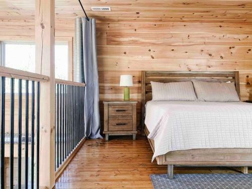 Mountain Splash -heated Indoor Pool, Hot Tub, Arcade Game Room