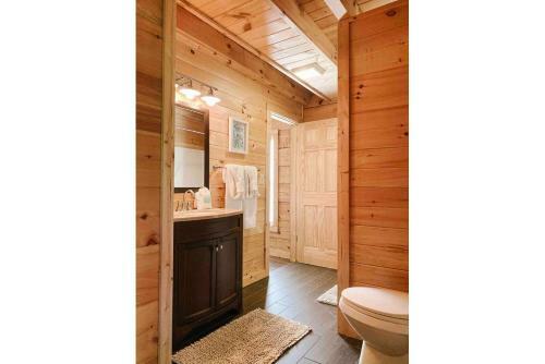 Mountain Splash -heated Indoor Pool, Hot Tub, Arcade Game Room